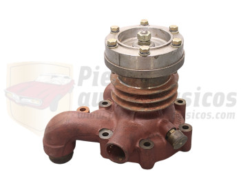 Bomba de agua Pegaso 260 CV motor turbo 1083,1086 y 2080 (Salida en ángulo) OEM:640688