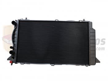 Radiador refrigeración Audi 80 panel 596x359x32 plástico y cobre OEM: 8A0121251