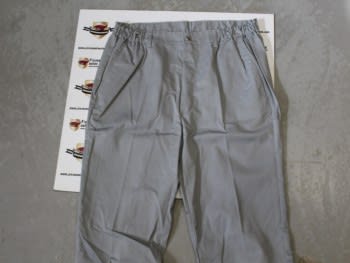Pantalón gris Renault (mod.1) Talla 56-58/6 120cm. (con goma en la cinturilla)