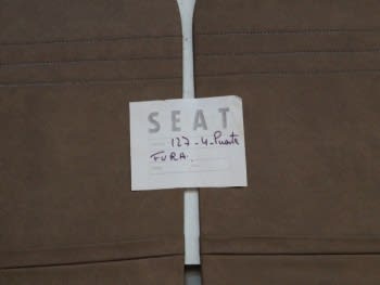 Juego Tapizado De Puertas Marrón Seat 127 4p. Fura (Antiguo Stock)